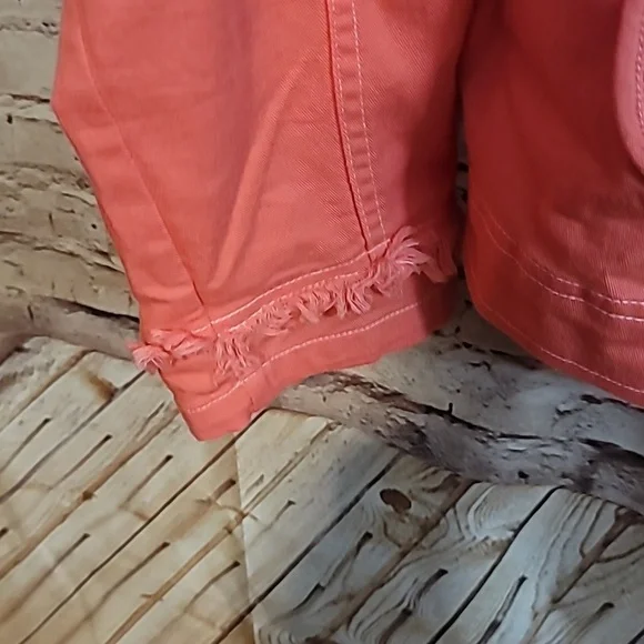 Fashion Bug Super cute spring stretch lightweight jacket 😍 ✨️ - Picture 6 of 9